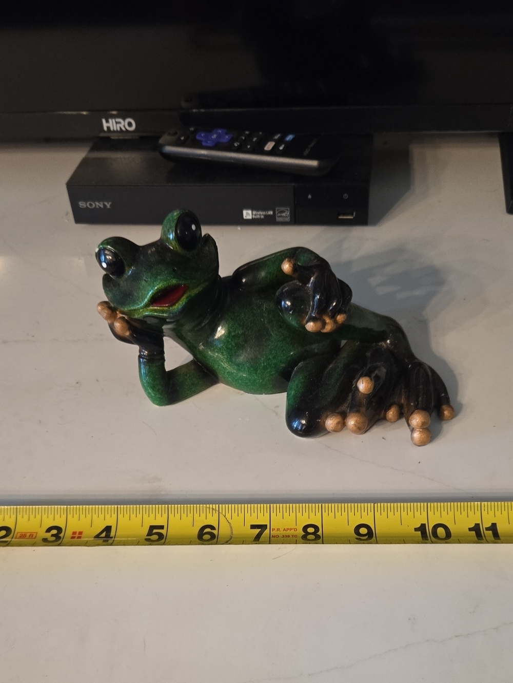 Green Resin Frog Figurine Decorative Accent